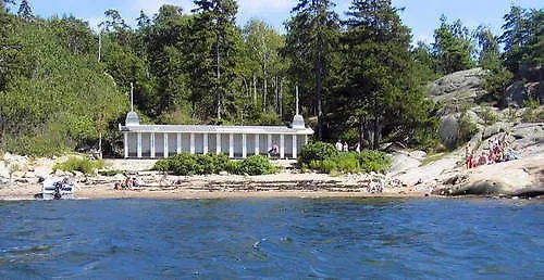 Отель Fjordhotell And 4*